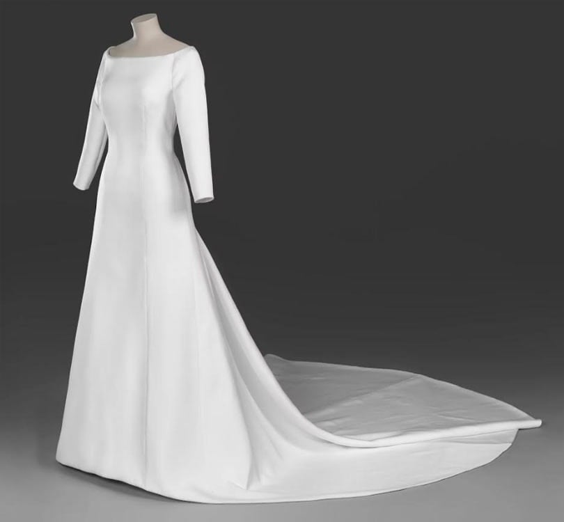 Meghan Markle s wedding  dress  to go on display in exhibition 